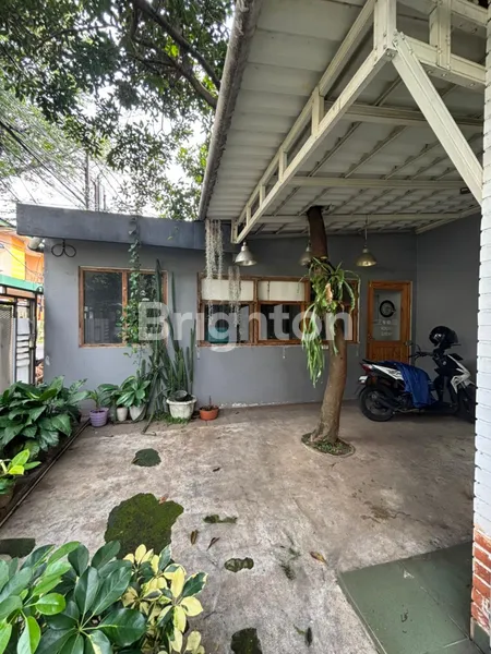 image RUMAH 2 LANTAI 407M2 DI JALAN MPR, CILANDAK, SHM (5)