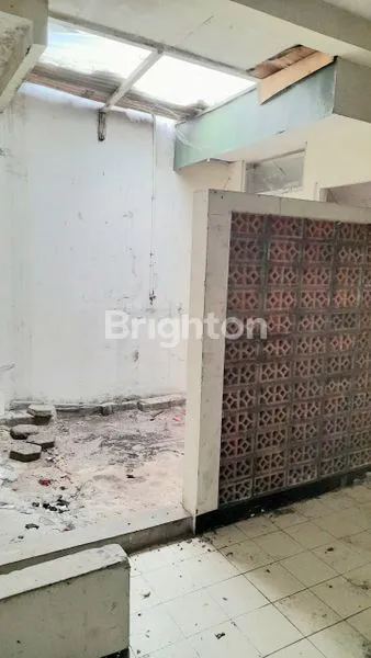 image DIJUAL RUMAH JL. SURYALAYA BANDUNG LOKASI NYAMAN (6)