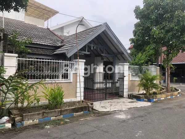 image RUMAH HOOK MEWAH DI BARUK UTARA – VIEW FASUM & SIRKULASI UDARA SEMPURNA! (2)