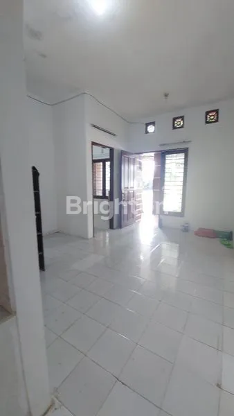 image DISEWAKAN RUMAH MINIMALIS DI PERUMAHAN PONDOK SURYA INDAH SAMARINDA (3)