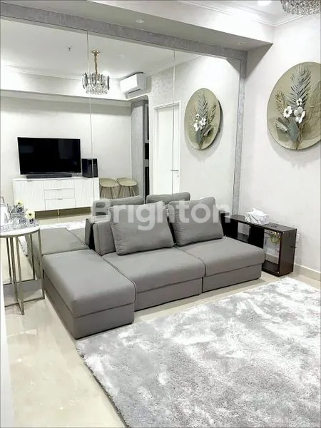 image APARTMENT PODOMORO 1 BR FULL FURNISHED - SEWA PER BULAN / TAHUN - TOWER LINCOLN LANTAI 19 - LUAS 42 M² (1)