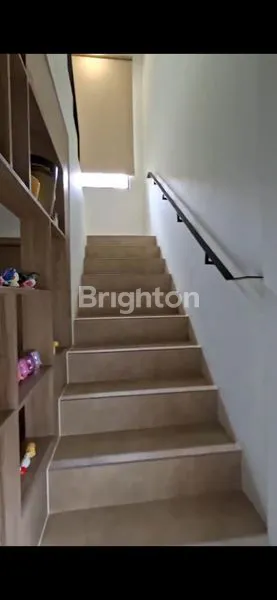 image DISEWA RUMAH CANTIK FURNISHED SIAP HUNI DI TANAKAYU BSD (5)