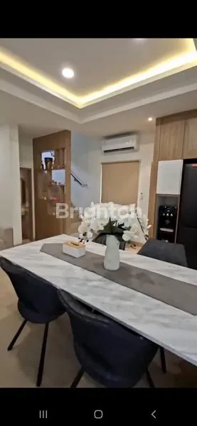 image DISEWA RUMAH CANTIK FURNISHED SIAP HUNI DI TANAKAYU BSD (3)