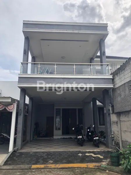 image DIJUAL RUMAH MEWAH 2 LANTAI DI GRAND CIBUBUR LT 238 LB 340 SEMI FURNISHED (1)