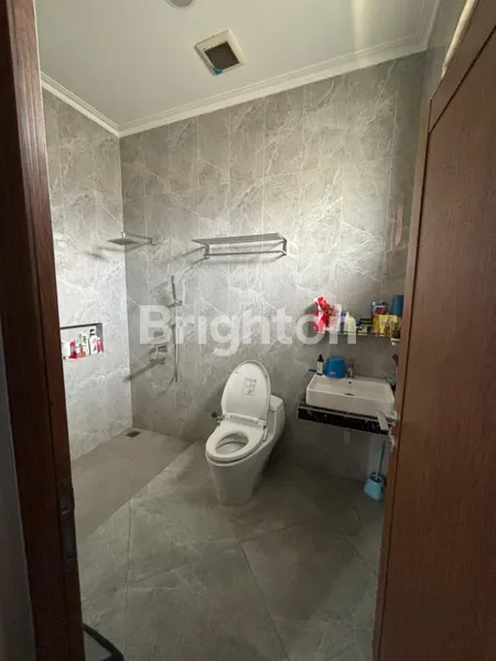 image DIJUAL RUMAH MEWAH 2 LANTAI DI GRAND CIBUBUR LT 238 LB 340 SEMI FURNISHED (8)