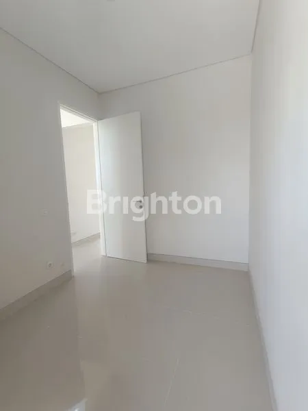 image RUMAH BARU GRESS SIAP HUNI CITRALAND KEDAMEAN (3)