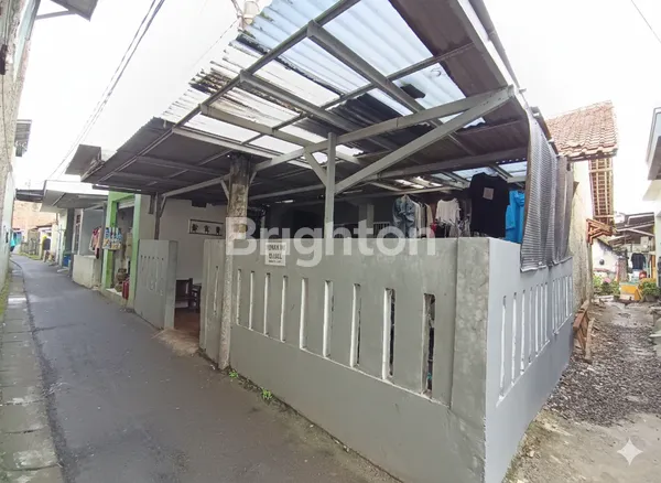 image RUMAH SIAP HUNI SHM 3 KAMAR TIDUR DI CIPUTAT LOKASI STRATEGIS BEBAS BANJIR (1)