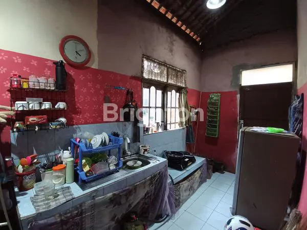 image RUMAH SIAP HUNI SHM 3 KAMAR TIDUR DI CIPUTAT LOKASI STRATEGIS BEBAS BANJIR (3)