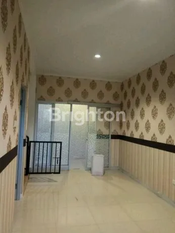 image RUMAH CANTIK 2 LANTAI DI GENTAN (4)