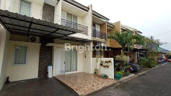 image RUMAH CANTIK 2 LANTAI DI GENTAN (1)