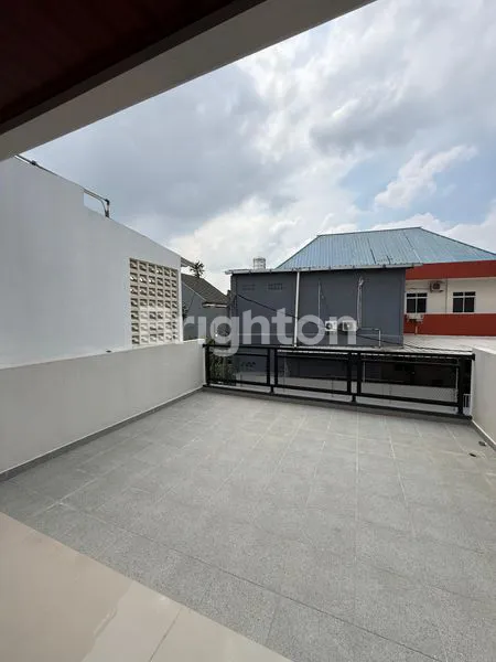 image RUMAH BARU SIAP HUNI, 4 KT DI VILLA MELATI MAS (7)