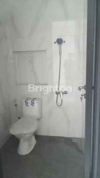 image RUMAH BARU MINIMALIS DI NGINDEN  (5)