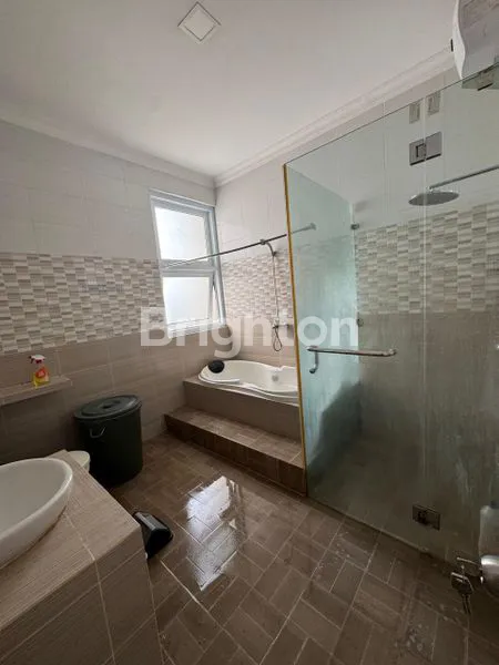 image RUMAH HOOK BANGUNAN BARU DI KELAPA GADING.DESIGN CANTIK HARGA TERJANGKAU. (6)