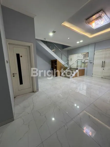 image RUMAH HOOK BANGUNAN BARU DI KELAPA GADING.DESIGN CANTIK HARGA TERJANGKAU. (3)