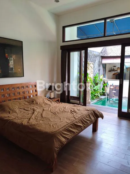 image VILLA MEWAH 2KT DI KEROBOKAN, LT 150M² FULL FURNISHED (5)