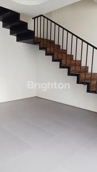 image RUMAH BARU MODERN MINIMALIS DI KLAMPIS (3)