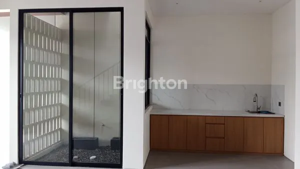 image RUMAH BARU MODERN MINIMALIS DI KLAMPIS (4)