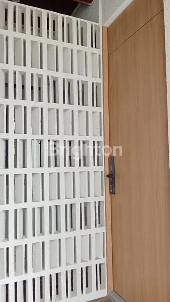 image RUMAH BARU MODERN MINIMALIS DI KLAMPIS (2)