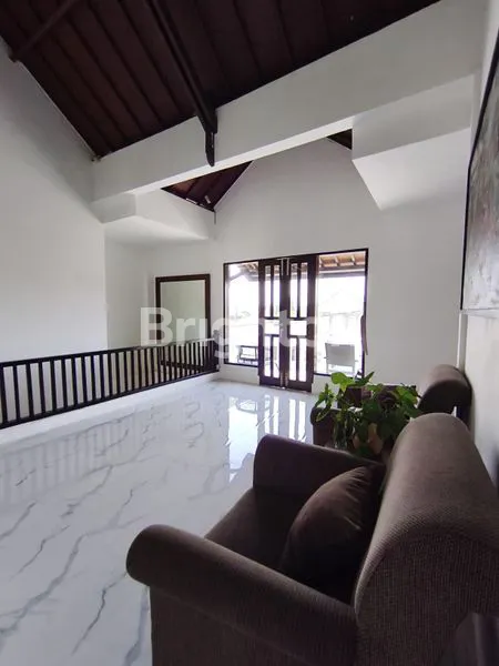 image SEWA VILLA MEWAH 3 KT, LT 300M² LB 200M² DI KEROBOKAN (6)