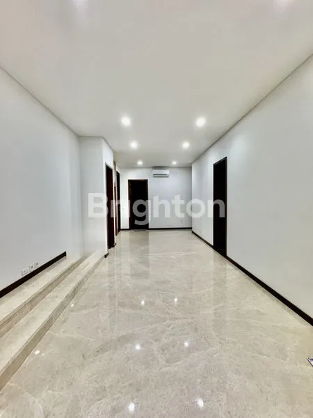 image RUMAH MEWAH ZORA, BARU GRESS, BONUS KITCHEN & CURTAIN PREMIUM (8)