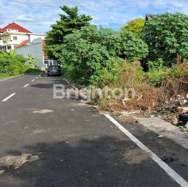 image TANAH HOOK DI BELAKANG SUNSET ROAD, BALI (2)