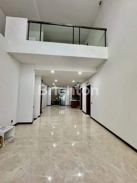 image RUMAH MEWAH, ZORA BSD CITY, BARU GRES, BONUS KITCHEN & CURTAIN PREMIUM (7)