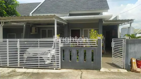 RUMAH DALAM LINGKUNGAN CLUSTER GEDAWANG DISEWAKAN KOSONGAN BERSIH