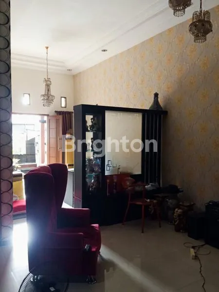 image RUMAH SIAP HUNI 2 LANTAI DI KAWASAN STRATEGIS SAWOJAJAR, MALANG (5)