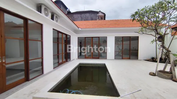 image BRAND NEW SEMIFURNISHED 3 BR VILLA AT MUDING MEKAR (2)
