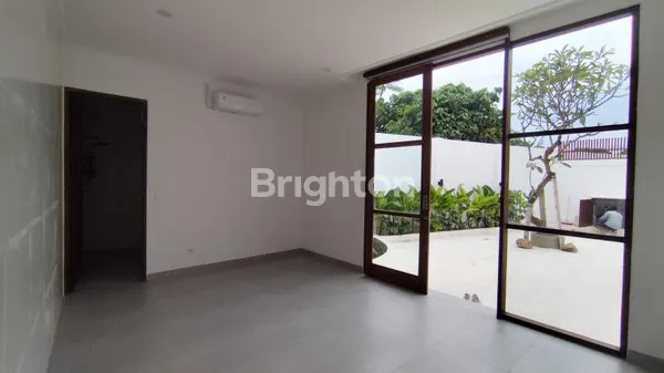 image BRAND NEW SEMIFURNISHED 3 BR VILLA AT MUDING MEKAR (6)