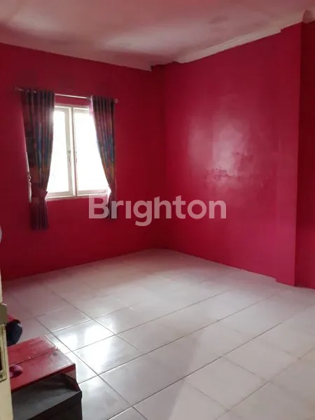 image DI JUAL RUMAH  2 LANTAI PERUMAHAN SEPINGGAN PRATAMA BALIKPAPAN SELATAN  (5)