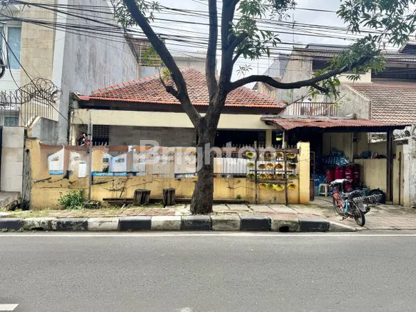 image RUMAH HITUNG TANAH ROW 2 MOBIL LEGA DEKAT MAL CENTRAL PARK DI TANJUNG DUREN JAKARTA BARAT (2)