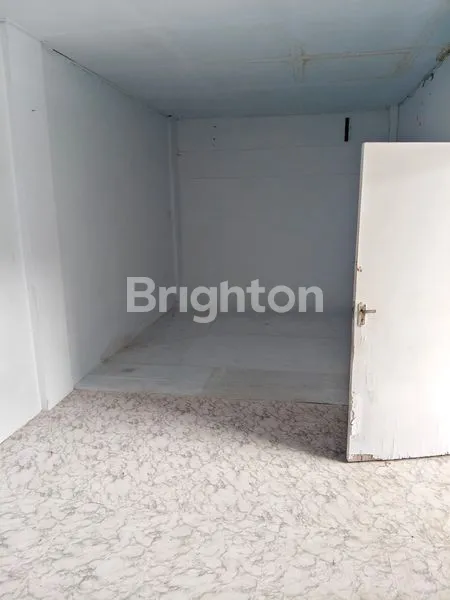 image RUMAH STRATEGIS SIAP HUNI DI TENGAH KOTA MAKASSAR (6)