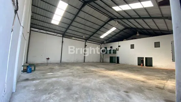 image GUDANG AREA KALIABANG TENGAH KOTA BEKASI (3)