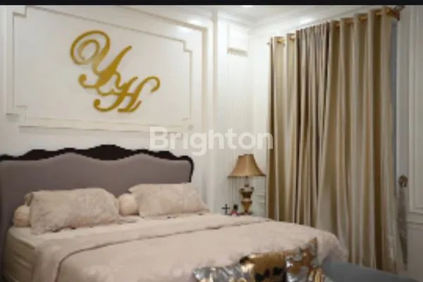 image VILLA MEWAH CEMARA ASRI 2 1/2 TINGKAT (6)