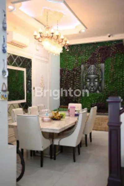 image VILLA MEWAH CEMARA ASRI 2 1/2 TINGKAT (3)