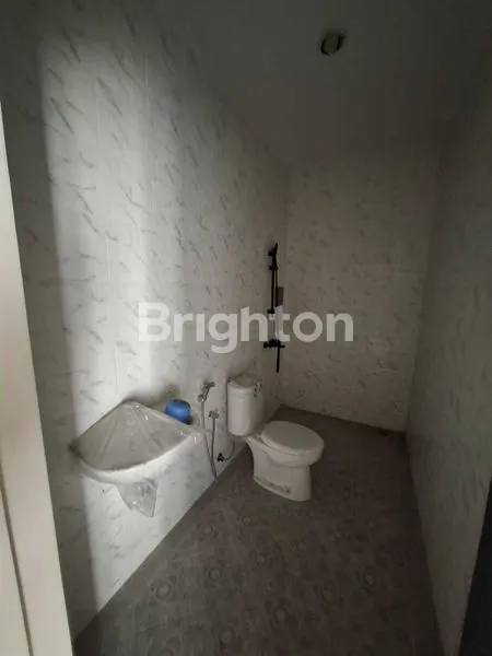 image 5  RUMAH PRIMARY(BARU)  CLUSTER CANTIK DAN SRATEGIS  DI PINGGIR JALAN LANGSUNG PERUMAHAN (7)