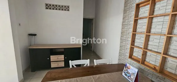 image TERMURAH DI KELASNYA, RUMAH 2 LANTAI FULLY FURNISHED DI PERMATA ROYAL GARDEN, MALANG – NYAMAN & SIAP HUNI (8)