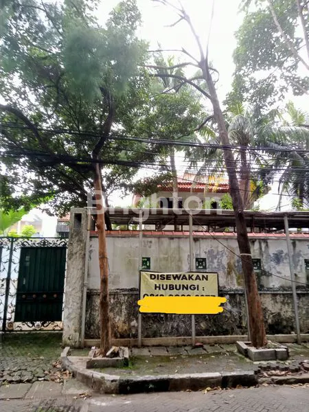 image RUMAH TUA STRATEGIS DI JALAN PROKLAMASI, MENTENG (1)