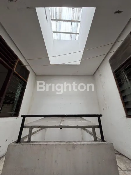 image HIDDEN GEM !!! DIJUAL RUMAH HOMEY LUAS LOKASI TANJUNG DUREN AKSES DEKAT KEMANA MANA. BISA DIJADIKAN KOST LOH ! (7)