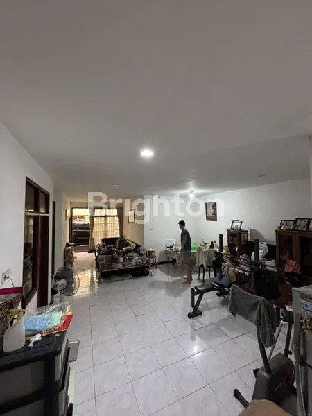 image HIDDEN GEM !!! DIJUAL RUMAH HOMEY LUAS LOKASI TANJUNG DUREN AKSES DEKAT KEMANA MANA. BISA DIJADIKAN KOST LOH ! (6)