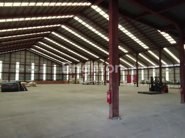 image DIJUAL GUDANG BARU DI JLN PANTURA (1)