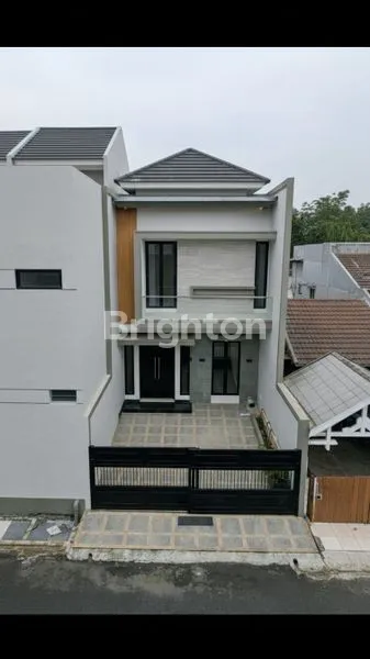 image RUMAH NEW GRESS NGINDEN INTAN TIMUR SURABAYA DEKAT ARAYA JALAN MERR MANYAR INDAH (8)