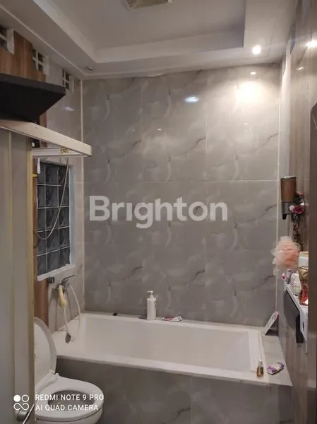 image RUMAH MEWAH 3 LANTAI DI CITRAGRAND CIBUBUR, LT 135 LB 400 (3)