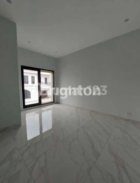 image RUMAH BARU DURI KEPA SIAP HUNI 3 LANTAI (3)