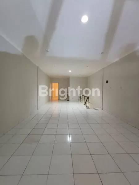 image RUKO SIAP USAHA, LOKASI STRATEGIS DI KAWASAN KOMERSIL FAVORITE, KOTA WISATA CIBUBUR (1)