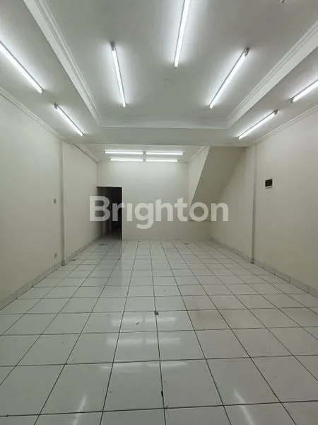 image RUKO SIAP USAHA, LOKASI STRATEGIS DI KAWASAN KOMERSIL FAVORITE, KOTA WISATA CIBUBUR (2)