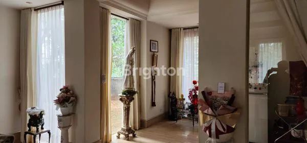 image RUMAH MEWAH BSD (2)