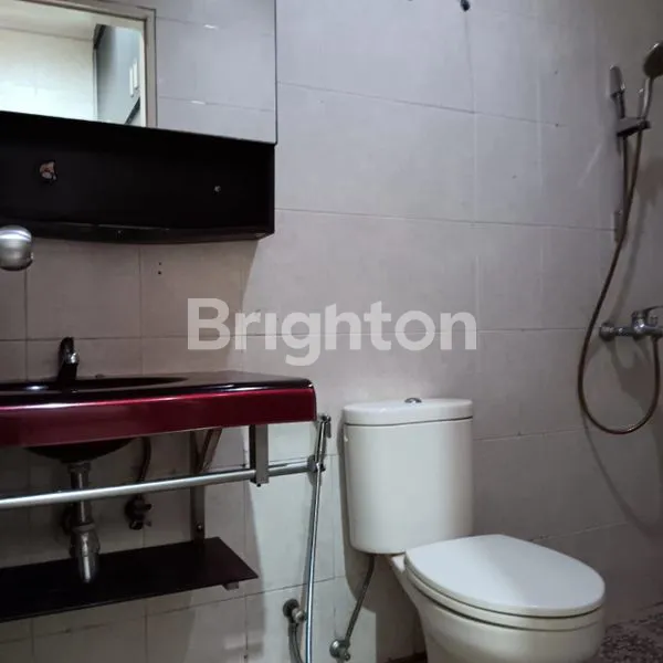 image RUMAH SIAP HUNI DI CLUSTER KOTA WISATA (7)