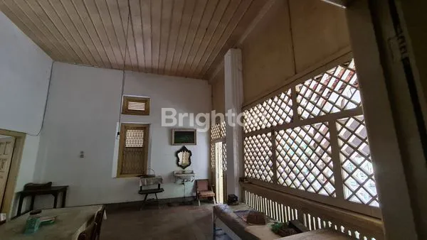 image DIJUAL RUMAH KLASIK DI MADIUN (4)